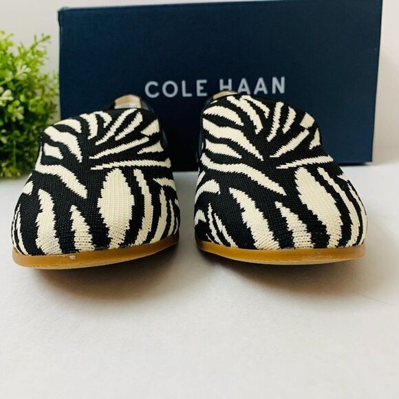 Cole Haan Modern Classics Slip on Flats Loafer Sz 5.5B in Zebra Print Knit - Picture 3 of 12